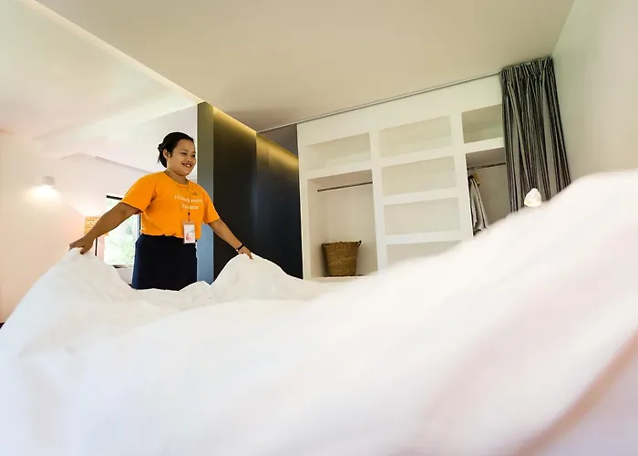 Sala Bai & Restaurant School Hotel 4*